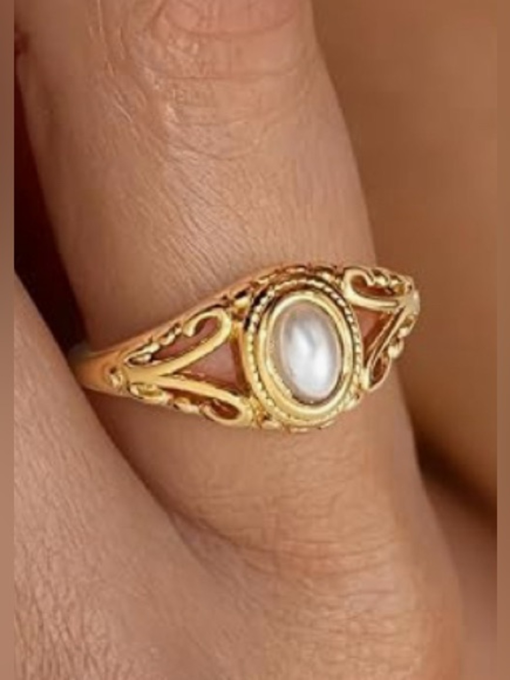 Gorgeous Neiman Marcus 18KT Gold Vermeil antiqued scroll pearl Ring size 8